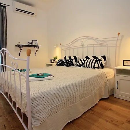 Michelangelo In The Centar Of * Supetar