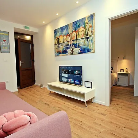 Appartement Michelangelo In The Centar Of *