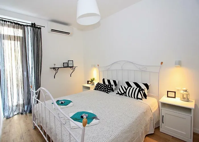 Michelangelo In The Centar Of